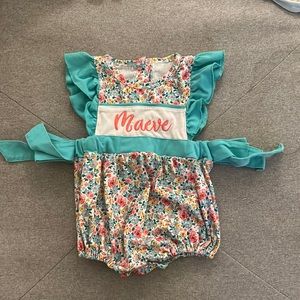 “Maeve” floral bubble